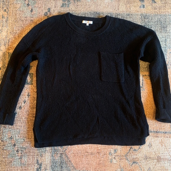 Madewell knit black sweater. Size M - Picture 2 of 3